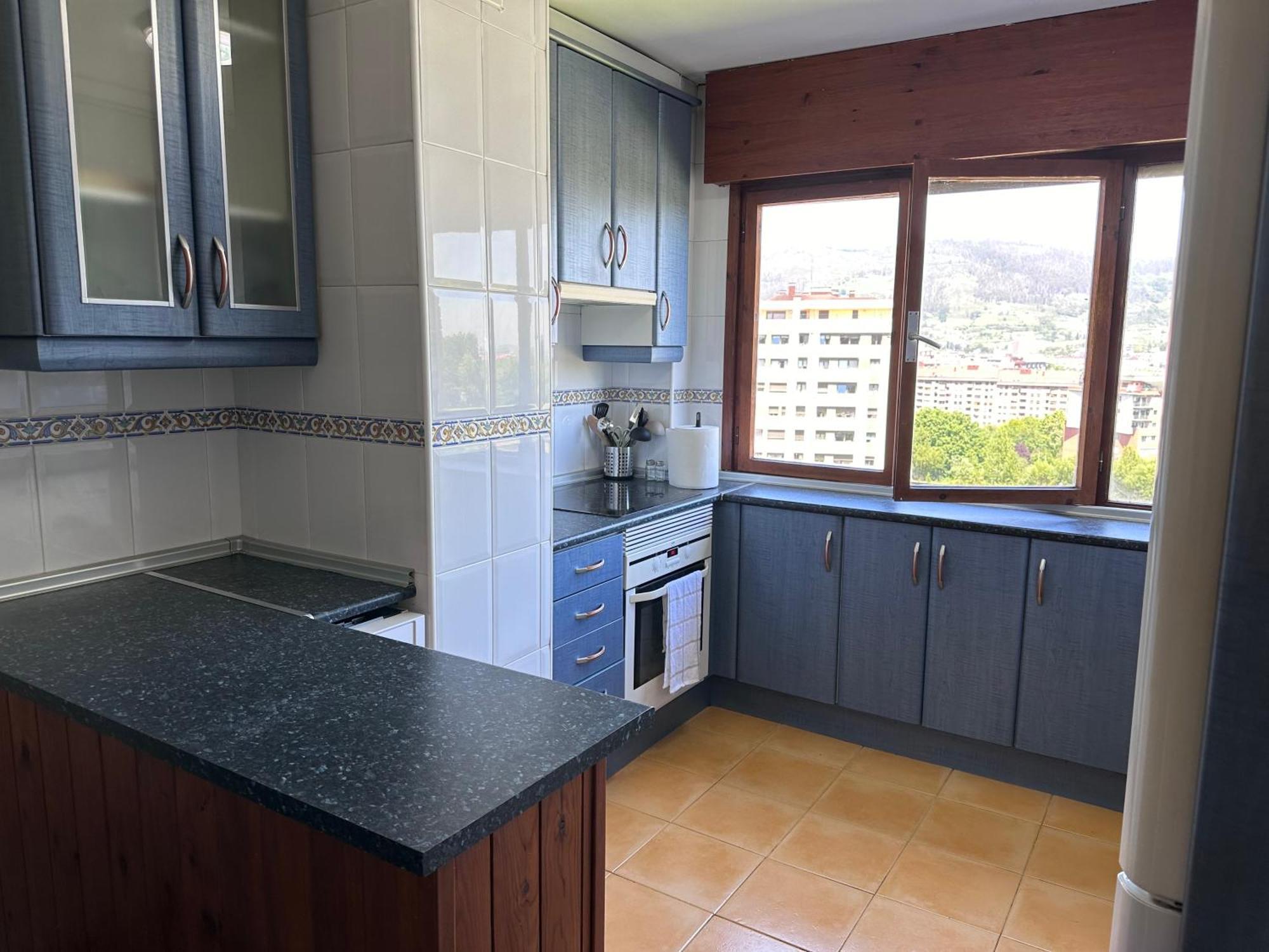 Acogedor Apartamento Con Vistas A La Catedral Y Parking Oviedo Exterior foto